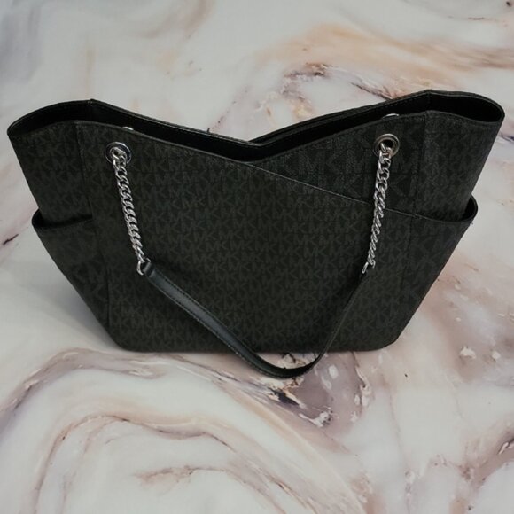 Michael Kors Outlet Jet Set Large Logo Shoulder Bag Color: Black :) - Picture 15 of 17